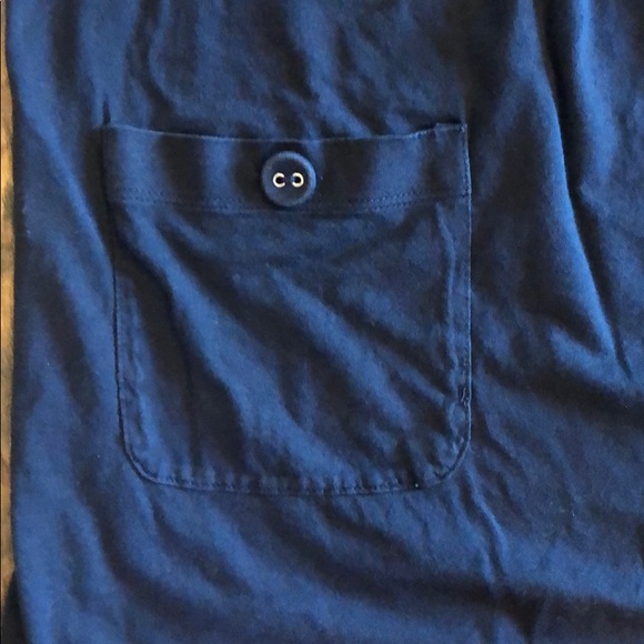 Navy Blue Maternity top from Gap. - Picture 2 of 4